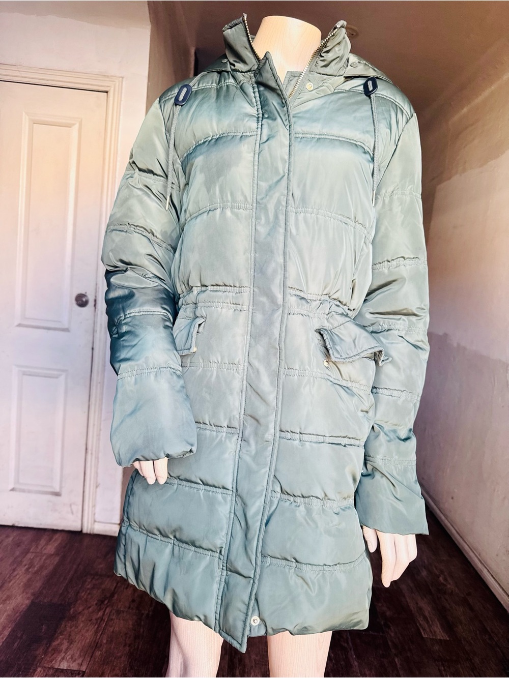 Adrienne Vittadini Olive Green Quilted Long Puffer Parka Jacket  M Down Blend